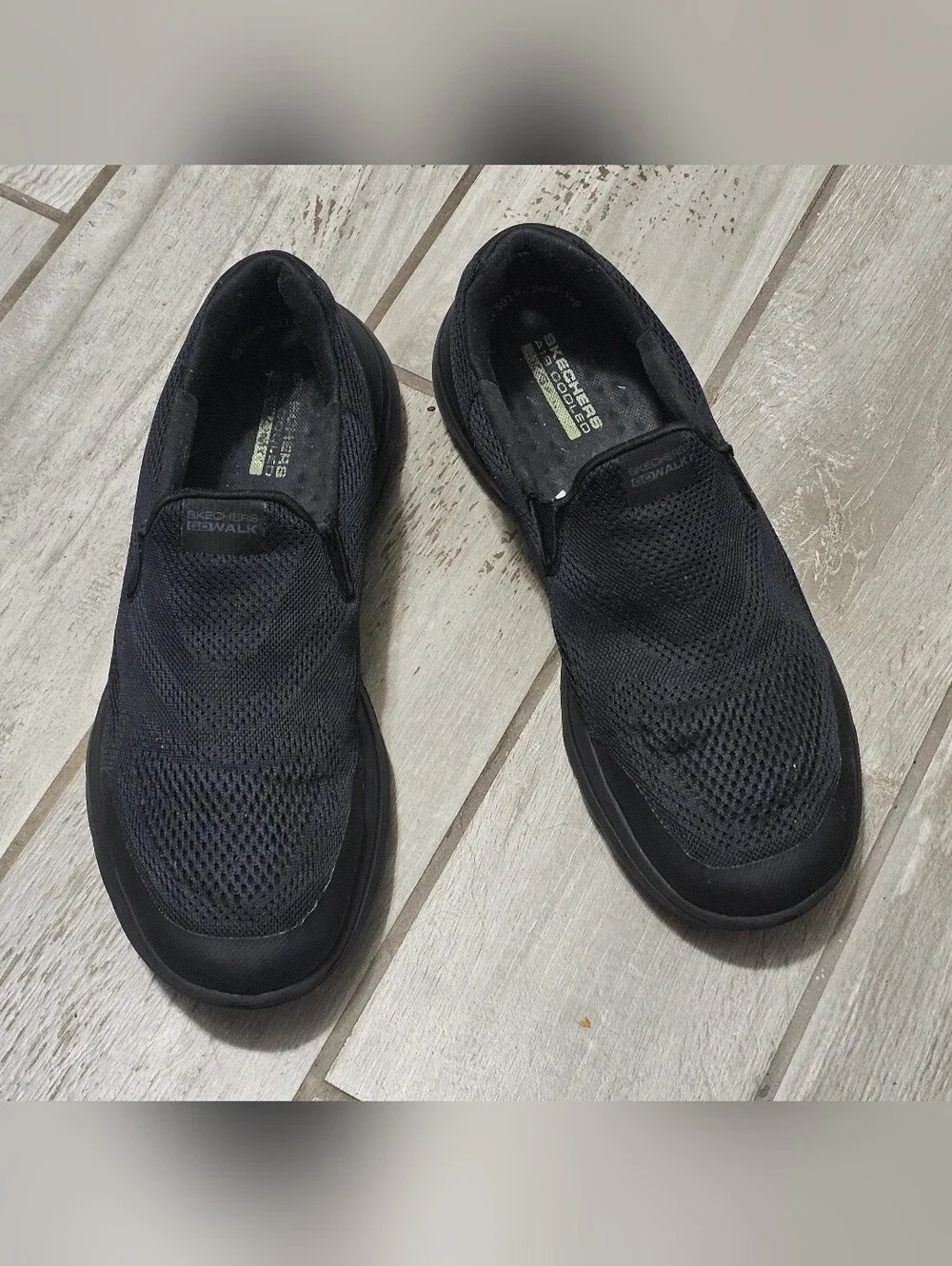 Skechers Black Mesh Slip-On Casual Walking Loafers Size 12
